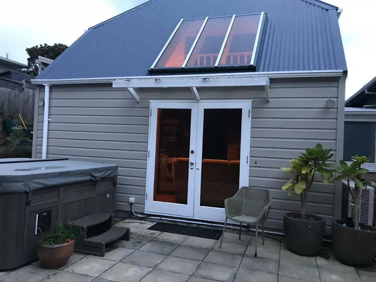 Karori Cottage contacts